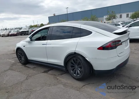 2017 Tesla Model X 100D/75D/90D z USA, uszkodzony, nr VIN 5YJXCBE22HF076523